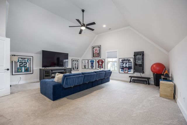 1002 Pheasant Run Ct, Spring Hill, TN 37174