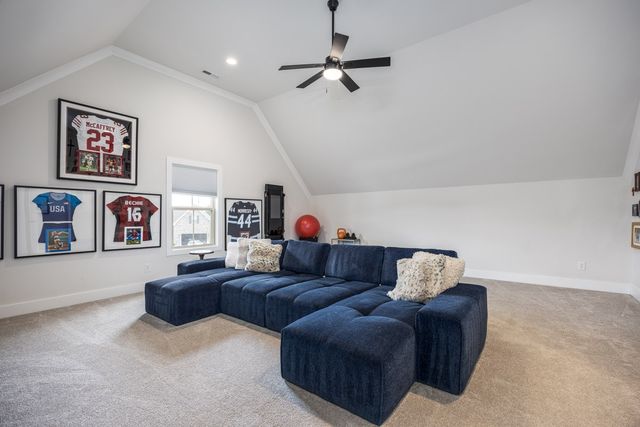 1002 Pheasant Run Ct, Spring Hill, TN 37174