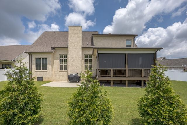 1002 Pheasant Run Ct, Spring Hill, TN 37174