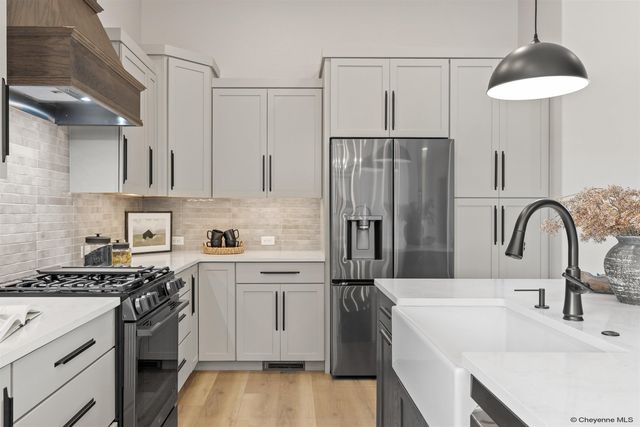 5319 SULLIVAN ST, Cheyenne, WY 82009