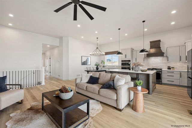 5319 SULLIVAN ST, Cheyenne, WY 82009