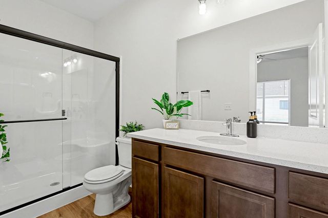 3821-3823 S Bluelake Ct, Wichita, KS 67215