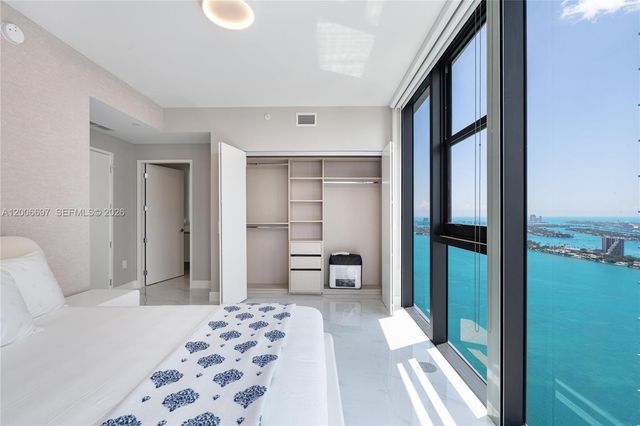 700 NE 24th ST 5407, Miami, FL 33137