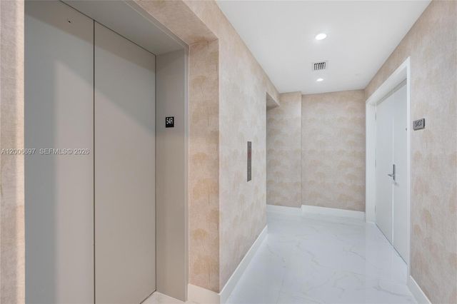 700 NE 24th ST 5407, Miami, FL 33137