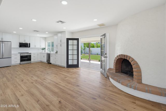 8901 E Lupine Avenue, Scottsdale, AZ 85260