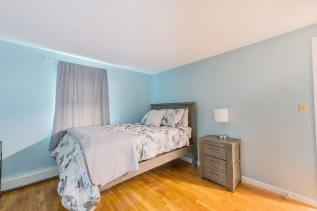 28 Brigantine Cir, Plymouth, MA 02360