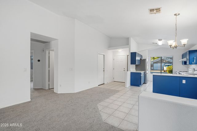 5427 W SANDS Road, Glendale, AZ 85301