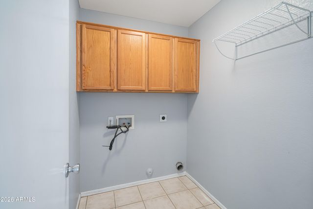 5427 W SANDS Road, Glendale, AZ 85301
