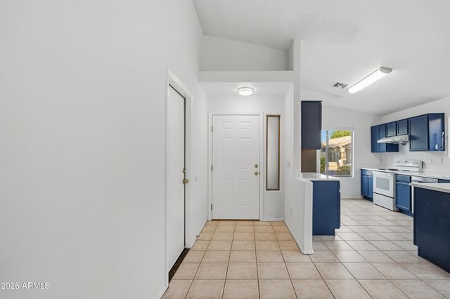 5427 W SANDS Road, Glendale, AZ 85301