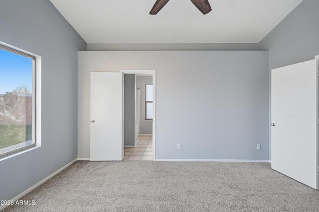 5427 W SANDS Road, Glendale, AZ 85301