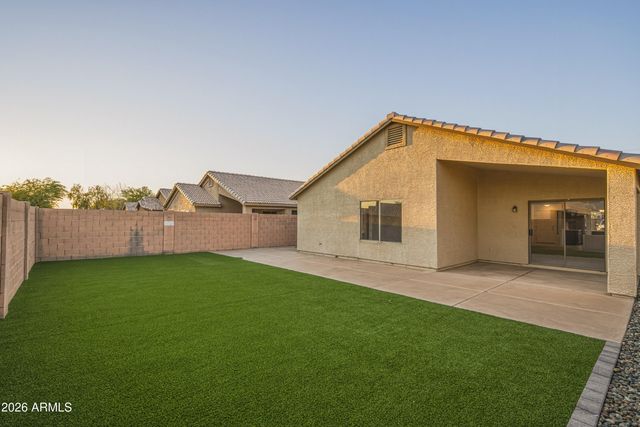 5427 W SANDS Road, Glendale, AZ 85301