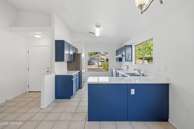 5427 W SANDS Road, Glendale, AZ 85301