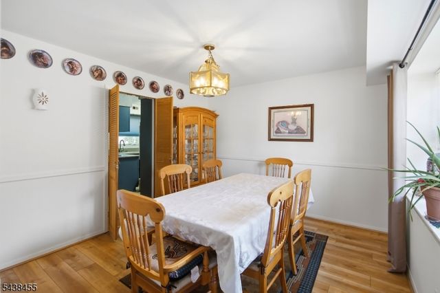 13 Abbott Rd, Franklin Twp., NJ 08873
