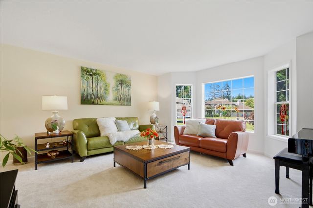 23030 NE 13th Street, Sammamish, WA 98074