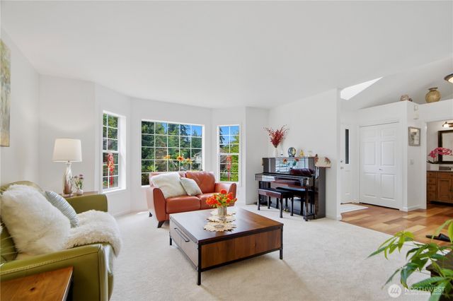 23030 NE 13th Street, Sammamish, WA 98074