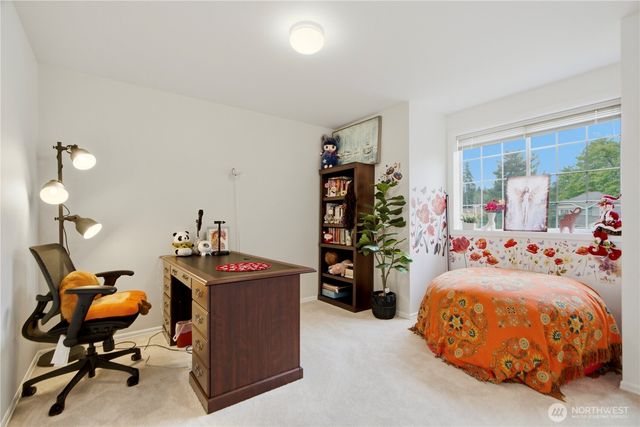 23030 NE 13th Street, Sammamish, WA 98074