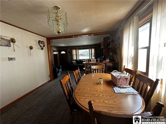 470 North Ogden Street W, Buffalo, NY 14212