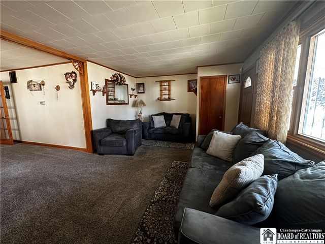 470 North Ogden Street W, Buffalo, NY 14212