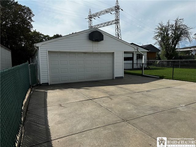 470 North Ogden Street W, Buffalo, NY 14212