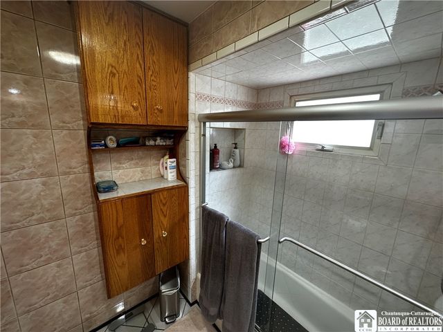 470 North Ogden Street W, Buffalo, NY 14212