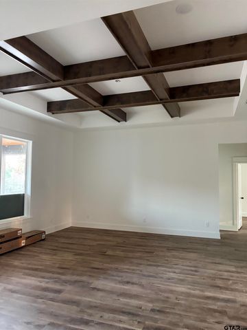 21053 County Road 26, Tyler, TX 75705