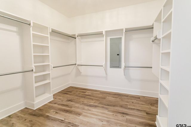 21053 County Road 26, Tyler, TX 75705