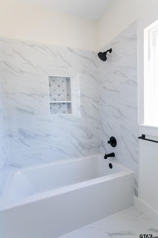 21053 County Road 26, Tyler, TX 75705