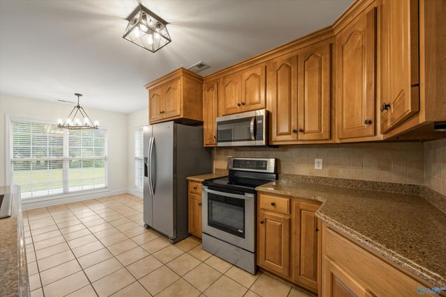 128 Honeycutt Road, Hazel Green, AL 35750