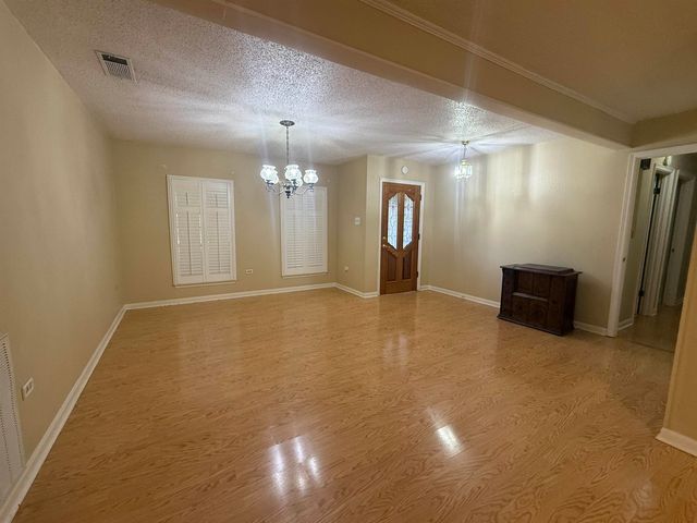 124 Belle Helene St, Thibodaux, LA 70301