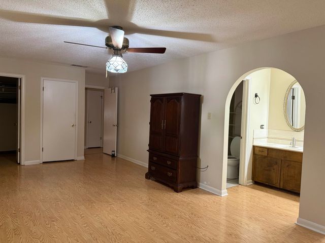 124 Belle Helene St, Thibodaux, LA 70301