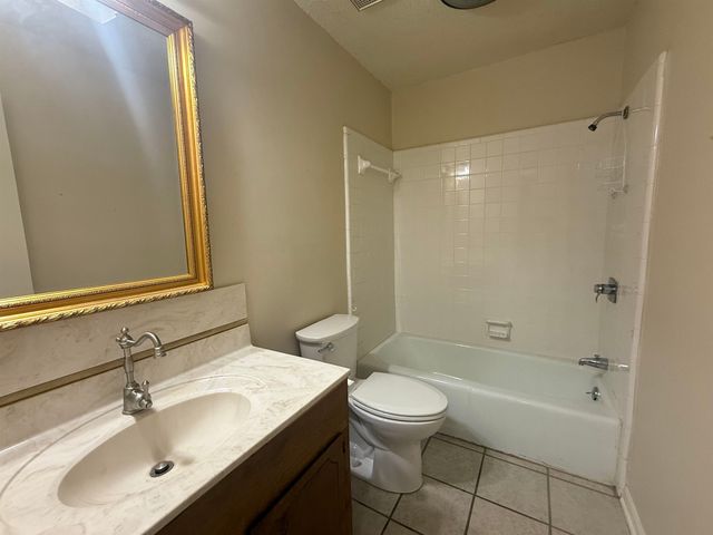 124 Belle Helene St, Thibodaux, LA 70301