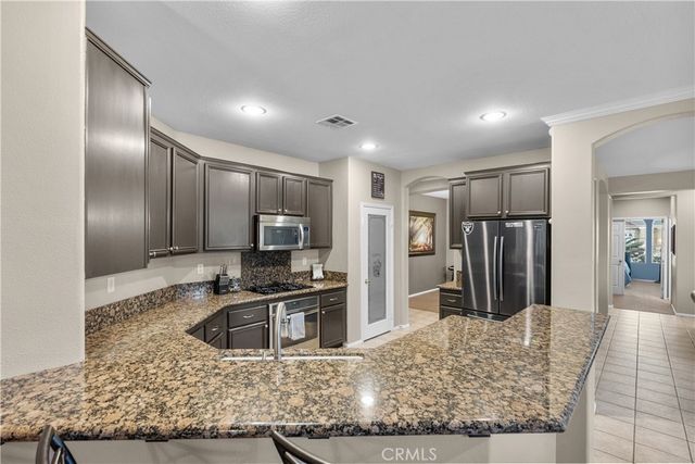 39926 Meadowcrest Way, Palmdale, CA 93551