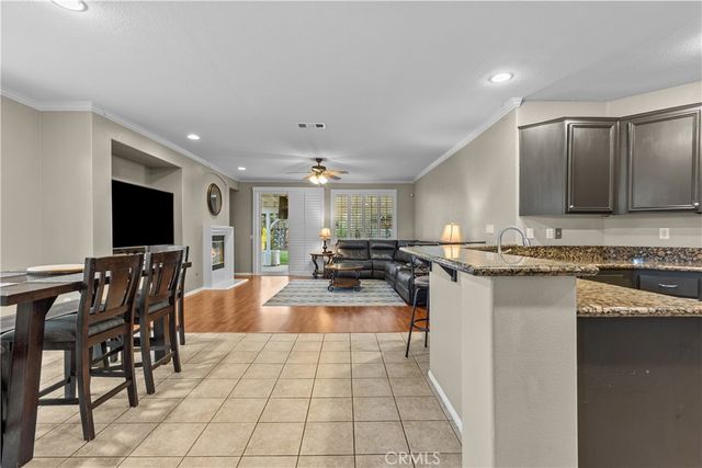 39926 Meadowcrest Way, Palmdale, CA 93551