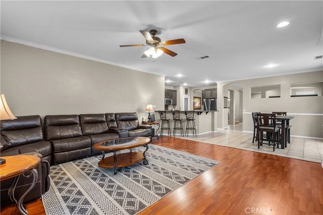 39926 Meadowcrest Way, Palmdale, CA 93551