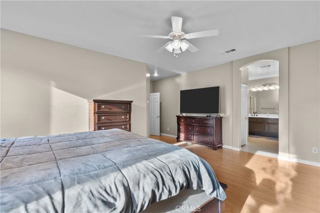 39926 Meadowcrest Way, Palmdale, CA 93551