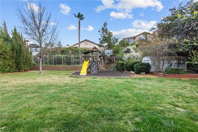39926 Meadowcrest Way, Palmdale, CA 93551