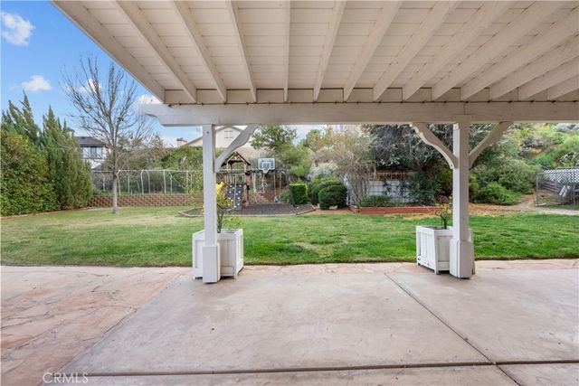 39926 Meadowcrest Way, Palmdale, CA 93551