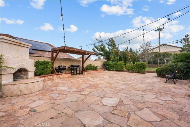 39926 Meadowcrest Way, Palmdale, CA 93551