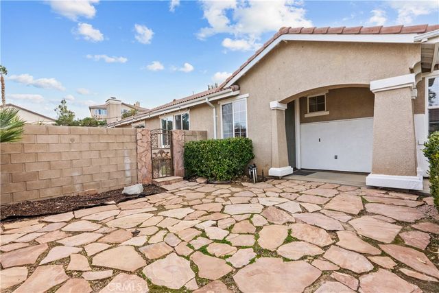 39926 Meadowcrest Way, Palmdale, CA 93551