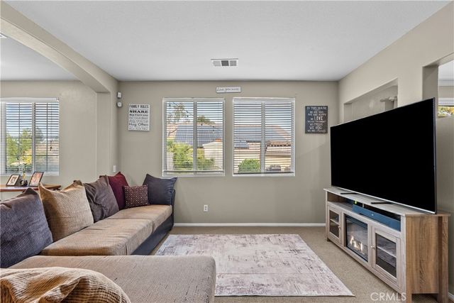 39926 Meadowcrest Way, Palmdale, CA 93551