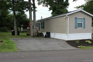 424 Sandgate Drive, New Windsor, NY 12553