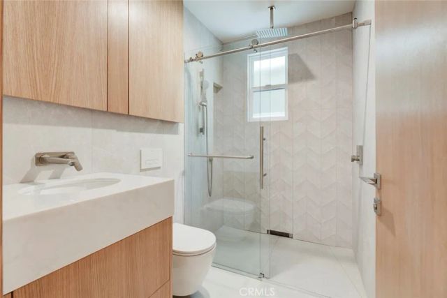 401 Brockmont Drive, Glendale, CA 91202