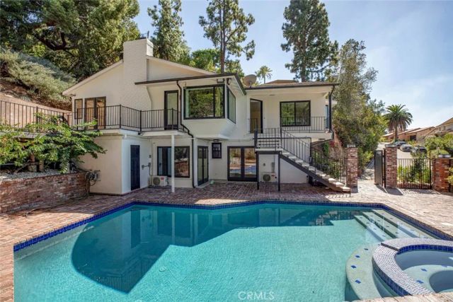 401 Brockmont Drive, Glendale, CA 91202