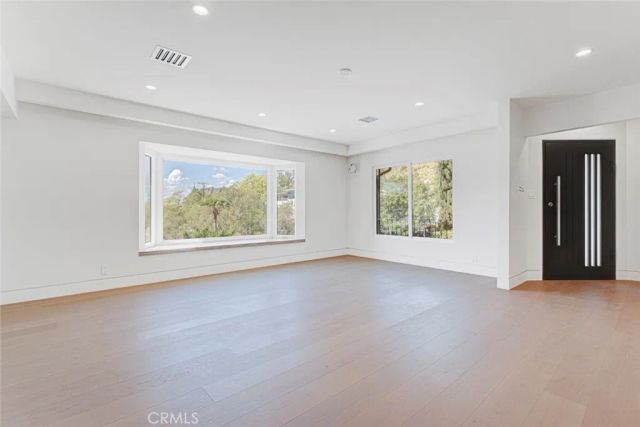 401 Brockmont Drive, Glendale, CA 91202