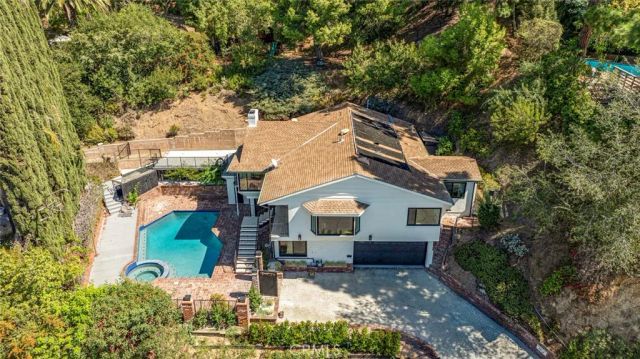401 Brockmont Drive, Glendale, CA 91202