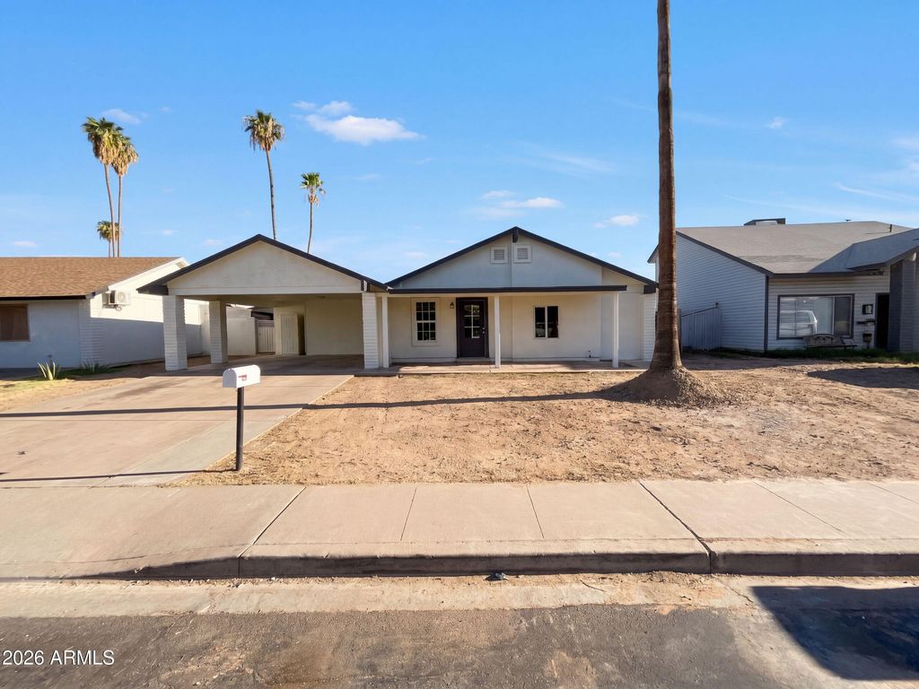 4253 E VINEYARD Road, Phoenix, AZ 85042 — exterior