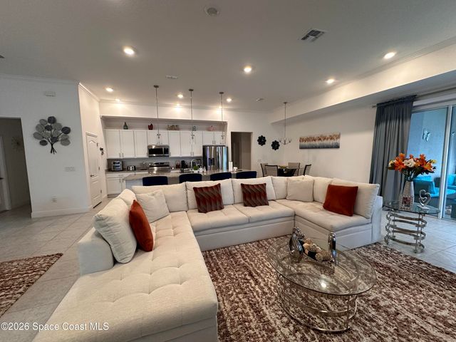 1230 Island Avenue NW, Palm Bay, FL 32907