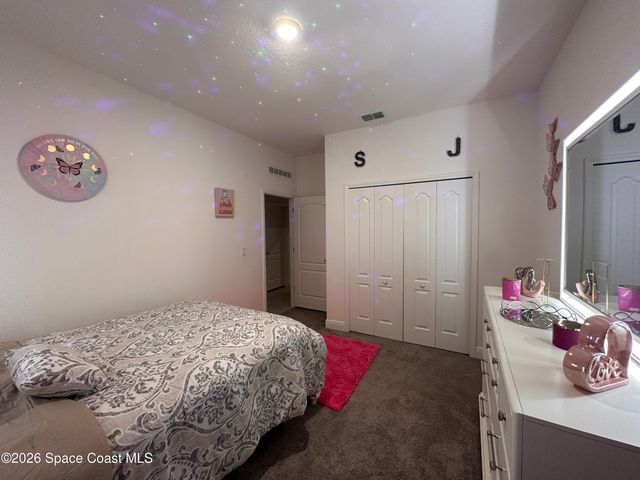 1230 Island Avenue NW, Palm Bay, FL 32907