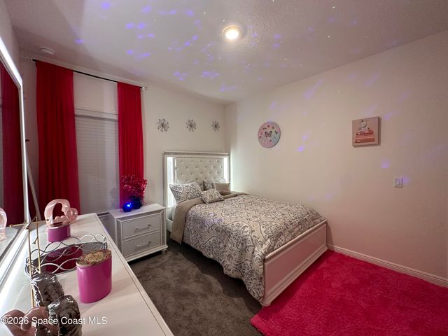 1230 Island Avenue NW, Palm Bay, FL 32907