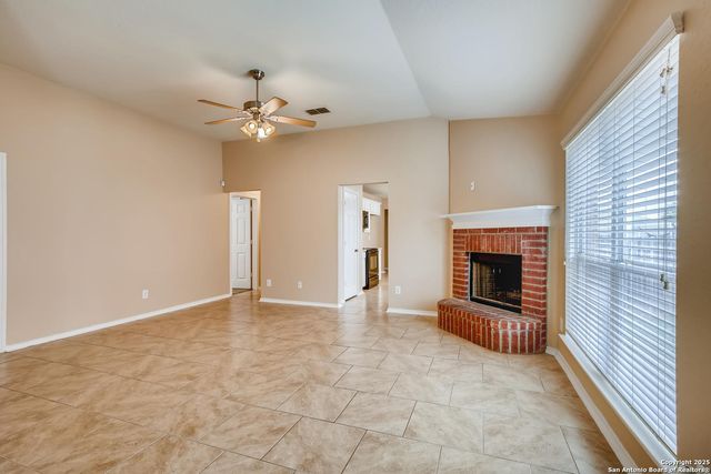 6427 ITHACA FLS, San Antonio, TX 78239